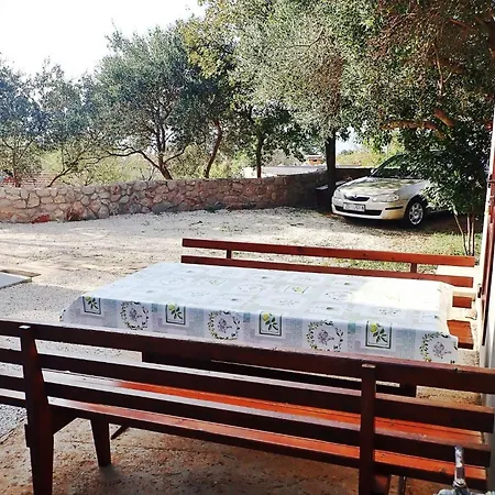 Apartamento With Parking Space Starigrad, Paklenica - 25526 Starigrad Paklenica